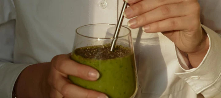 Wrinkles Schminkles blog banner featuring skin-healthy smoothie recipes with Geraldine Georgeou